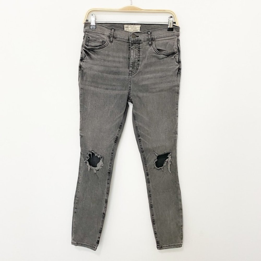 Free People Gray Distressed Jeans Size 29